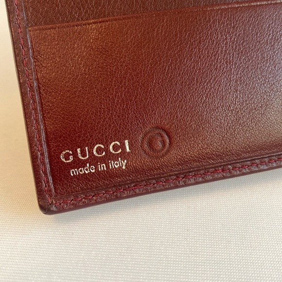 Gucci • Bordeaux Leather Wallet *Unisex* - Picture 7 of 17